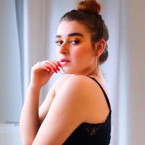 Meet your Posher, Alice